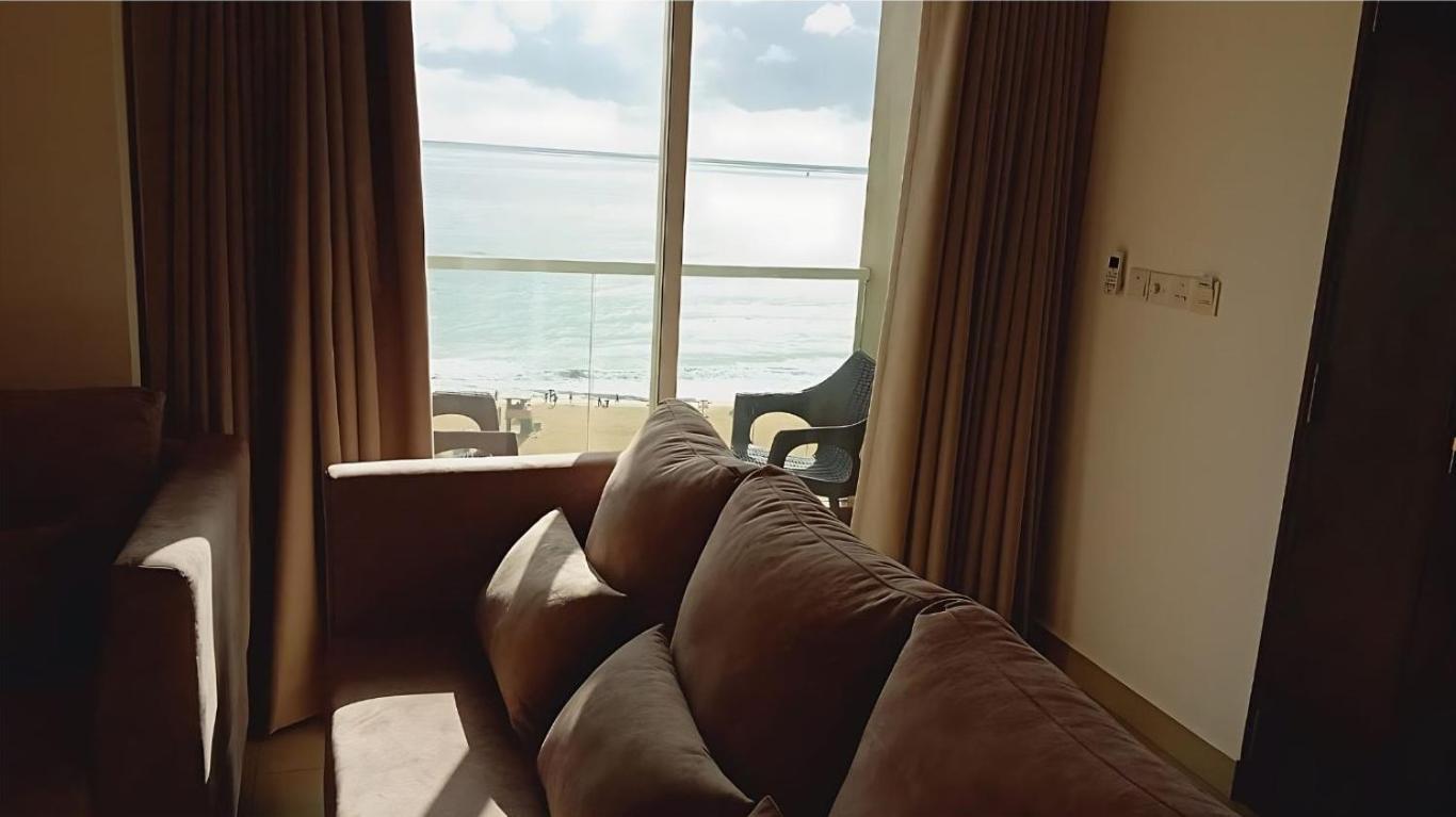 Negombo Ocean Breeze - Bliss On The Beach Luxury Apartments By Serendib Vacation Luaran gambar