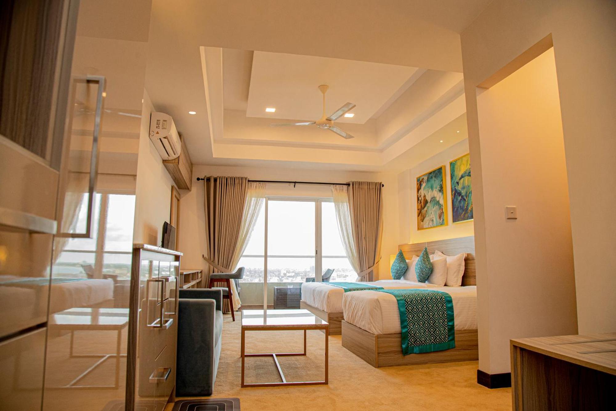 Negombo Ocean Breeze - Bliss On The Beach Luxury Apartments By Serendib Vacation Luaran gambar